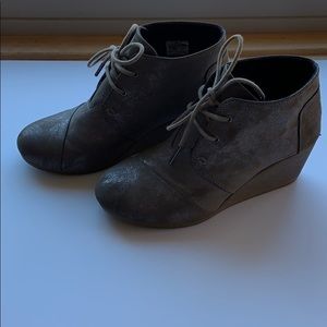 TOMS Kala Wedge Bootie sz 8.5